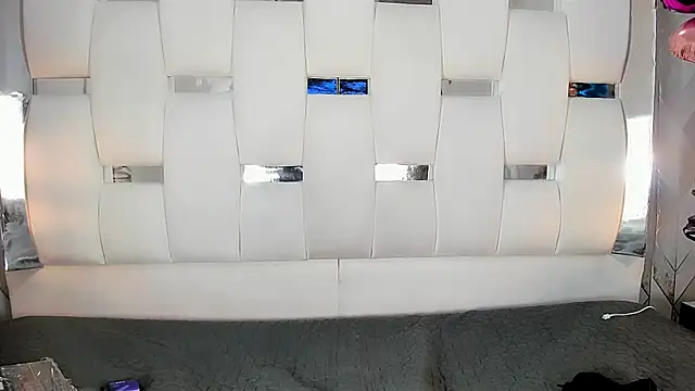 Snapshot of Michellespencer chatting on 03.04.25 Michellespencer online show from 03.04.25