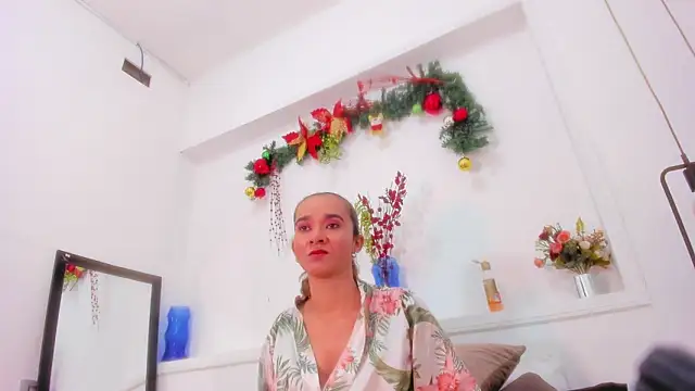 penelope handaos online show from 12.30.24