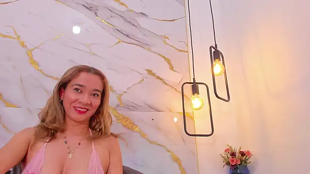 penelope handaos online show from 01.26.25