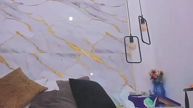 penelope handaos online show from 02.14.25