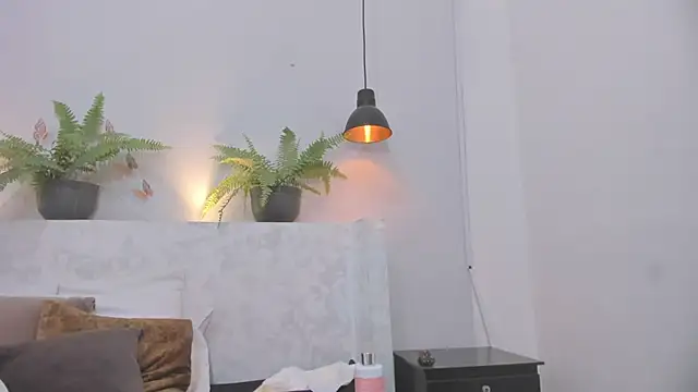 penelope handaos online show from 03.17.25