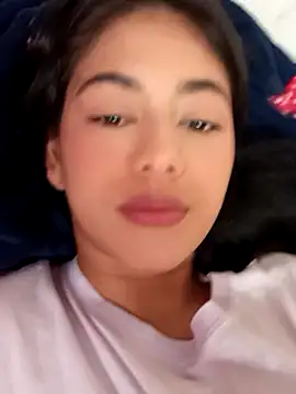 azzahara069 online show from 12.15.24