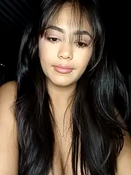 azzahara069 online show from 12.18.24