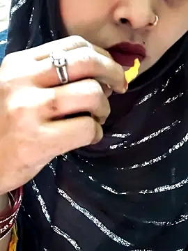 Snapshot of Indian-Nazia chatting on 02.02.26 Indian-Nazia online show from 02.02.26