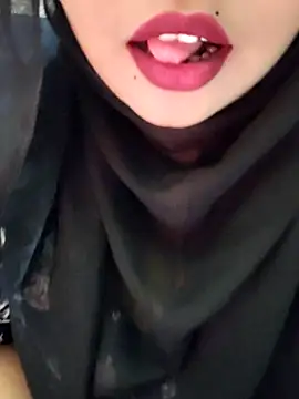 Snapshot of Indian-Nazia chatting on 02.04.26 Indian-Nazia online show from 02.04.26