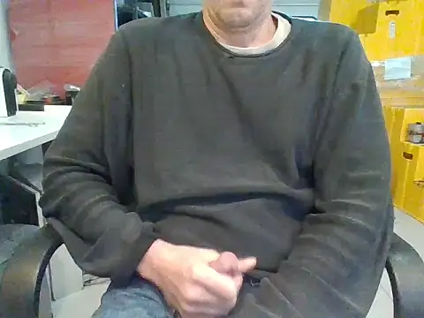 Snapshot of Raimundo1971 chatting on 11.12.25 Raimundo1971 online show from 11.12.25