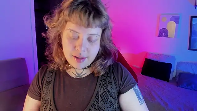 Snapshot of Sabrina_scarlett chatting on 09.18.25 Sabrina scarlett online show from 09.18.25