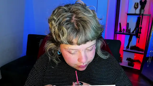 Sabrina scarlett online show from 11.25.25