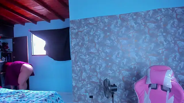 Snapshot of AngelaCoffee chatting on 02.28.26 AngelaCoffee online show from 02.28.26