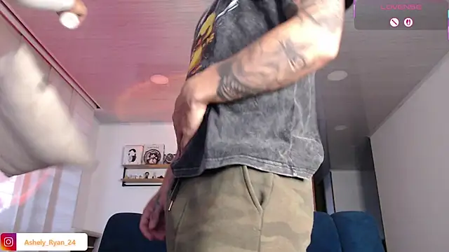 Snapshot of ashely_ryan24 chatting on 02.18.26 ashely ryan24 online show from 02.18.26