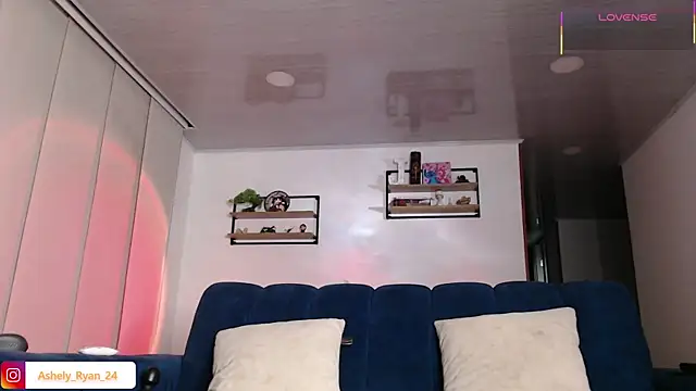 ashely ryan24 online show from 04.08.26