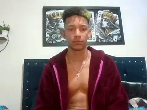 Snapshot of Edisson_C chatting on 08.07.26 Edisson C online show from 08.07.26
