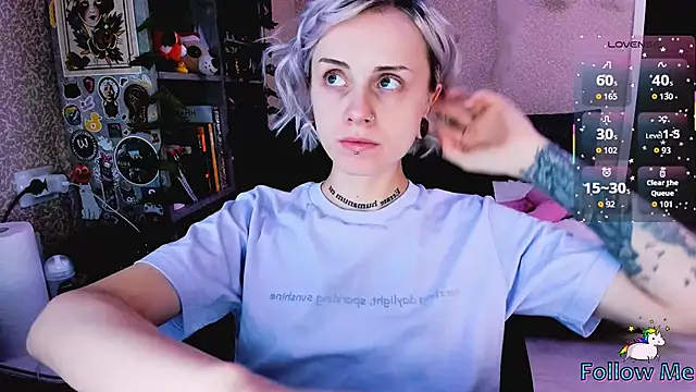 NaniMoore online show from 11.02.25