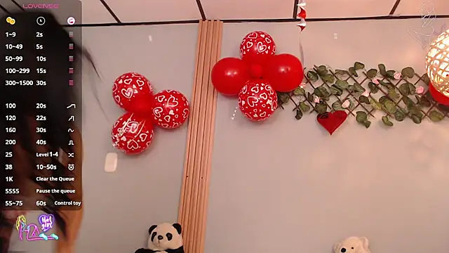 Snapshot of Thayssa_ross chatting on 02.12.26 Thayssa ross online show from 02.12.26