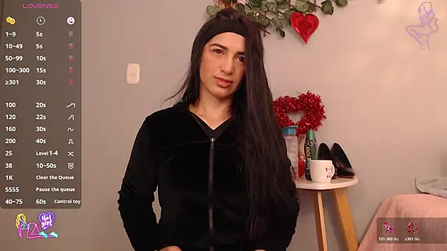 Snapshot of Thayssa_ross chatting on 03.11.26 Thayssa ross online show from 03.11.26