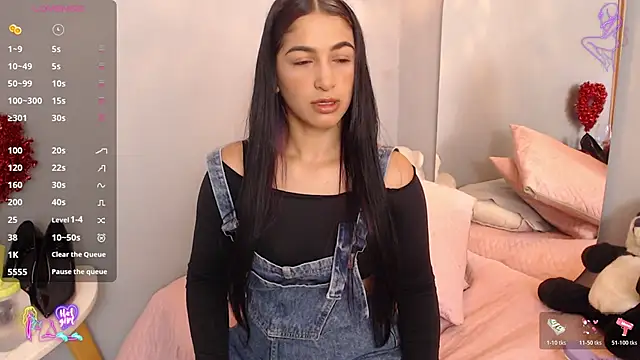 Snapshot of Thayssa_ross chatting on 03.15.26 Thayssa ross online show from 03.15.26