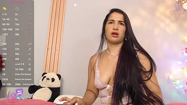 Snapshot of Thayssa_ross chatting on 04.07.26 Thayssa ross online show from 04.07.26