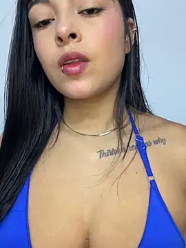 Snapshot of Dulce-diosa chatting on 06.17.26 Dulce-diosa online show from 06.17.26
