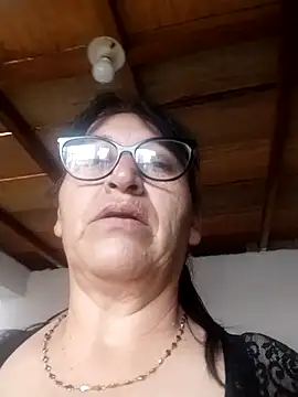 clarita 01 online show from 11.16.25