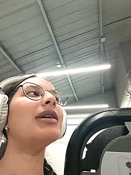  vaness online show from 01.04.25