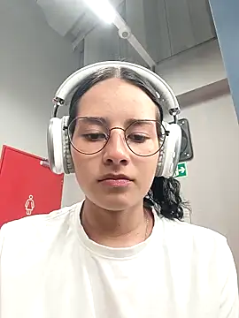  vaness online show from 03.04.25