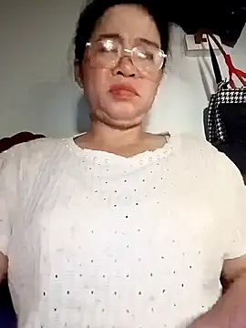 Snapshot of Sexy-asslove90 chatting on 09.28.25 Sexy-asslove90 online show from 09.28.25