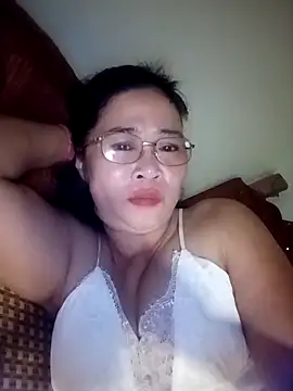 Snapshot of Sexy-asslove90 chatting on 10.10.25 Sexy-asslove90 online show from 10.10.25