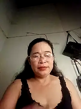 Snapshot of Sexy-asslove90 chatting on 10.13.25 Sexy-asslove90 online show from 10.13.25