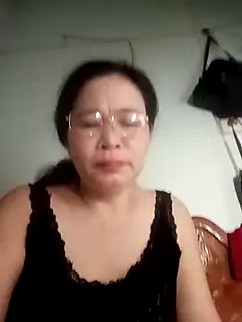 Snapshot of Sexy-asslove90 chatting on 10.18.25 Sexy-asslove90 online show from 10.18.25