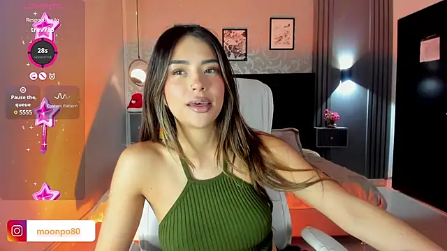 Snapshot of Luna__Ponce chatting on 12.05.24 Luna  Ponce online show from 12.05.24