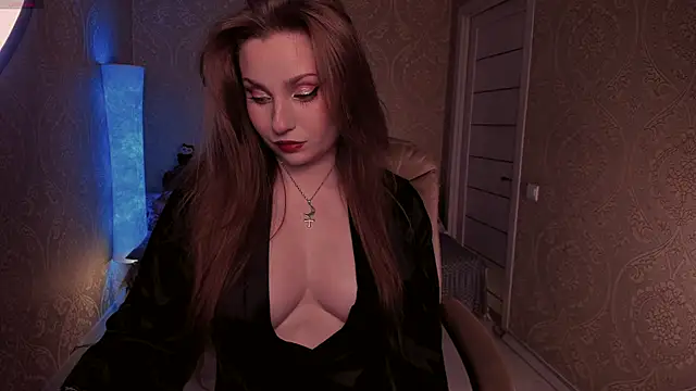 Eesmaaarrr online show from 12.22.25