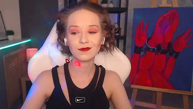 FascinatingEyess online show from 02.15.25