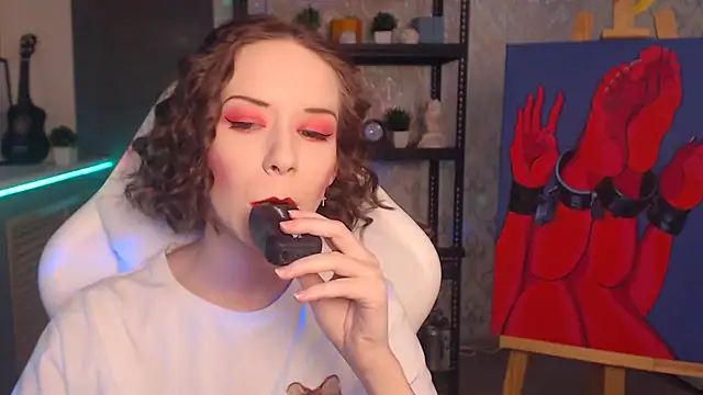 FascinatingEyess online show from 10.29.25