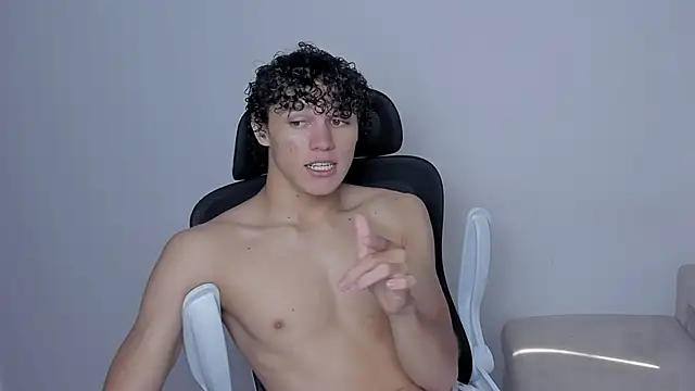 laurent nova online show from 11.23.25