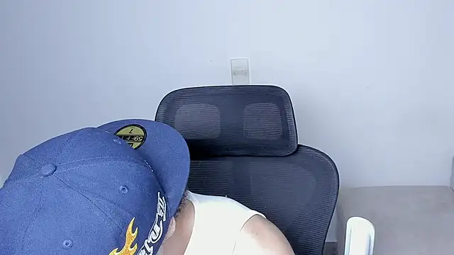 laurent nova online show from 12.03.25