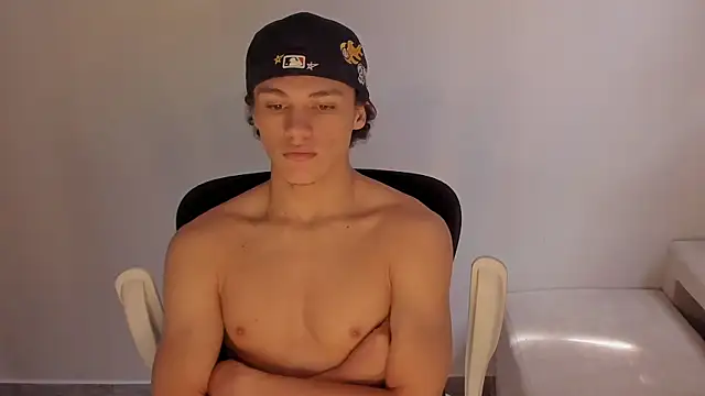 laurent nova online show from 12.19.25