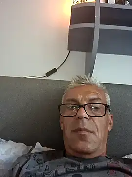 Snapshot of Picolo4111 chatting on 09.26.25 Picolo4111 online show from 09.26.25