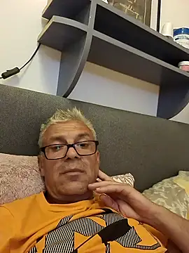 Snapshot of Picolo4111 chatting on 09.27.25 Picolo4111 online show from 09.27.25