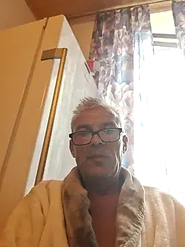 Snapshot of Picolo4111 chatting on 09.28.25 Picolo4111 online show from 09.28.25