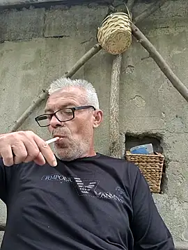 Snapshot of Picolo4111 chatting on 10.17.25 Picolo4111 online show from 10.17.25