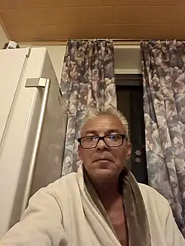 Snapshot of Picolo4111 chatting on 10.26.25 Picolo4111 online show from 10.26.25