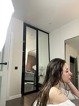 Jullia Carter online show from 04.29.26