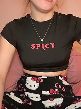 Snapshot of Holly-Glamour chatting on 01.12.26 Holly-Glamour online show from 01.12.26