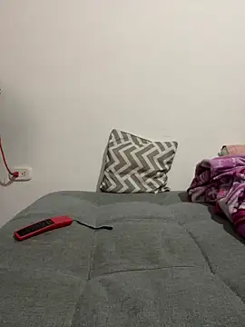 VioletPearson online show from 12.19.25