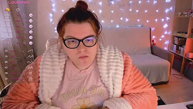 Melissa Purr online show from 01.07.25