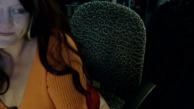 Snapshot of ziggyspice chatting on 10.05.25 ziggyspice online show from 10.05.25