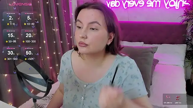 FeralPeach online show from 11.15.25