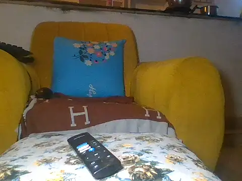 Snapshot of sherry_anne chatting on 07.26.26 sherry anne online show from 07.26.26