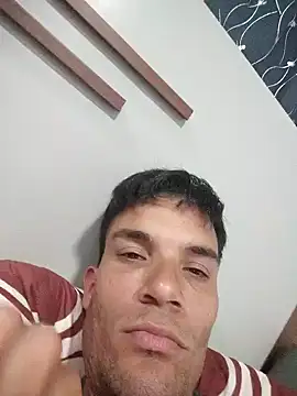 Snapshot of 719610 chatting on 11.20.25 719610 online show from 11.20.25