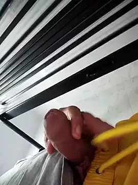 Snapshot of 719610 chatting on 04.08.26 719610 online show from 04.08.26